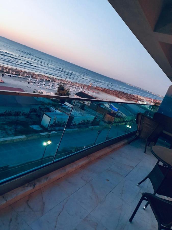 Wave 2 Mamaia Prima Linie Vedere La Mare 120Mp Năvodari Exteriér fotografie